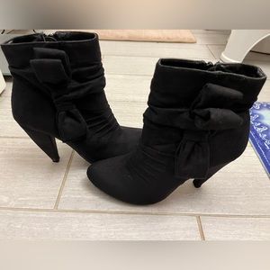 Velour Ankle Height Heel Boots- used